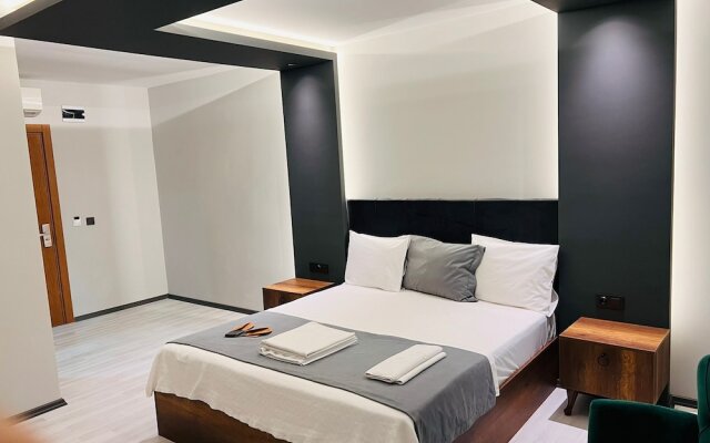 Ci Plus Hotel