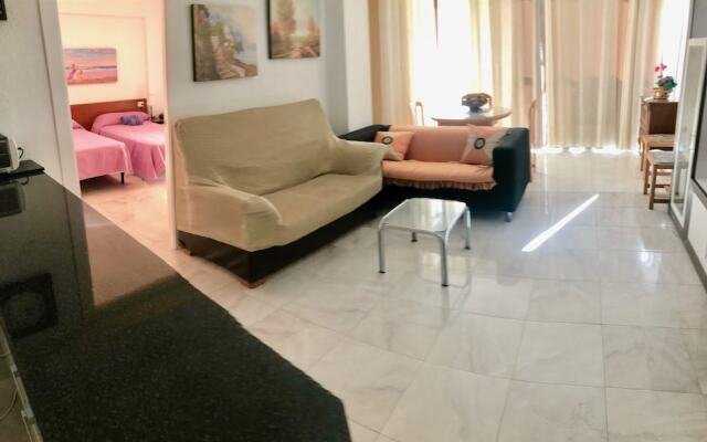 Acacias Levante Apartment