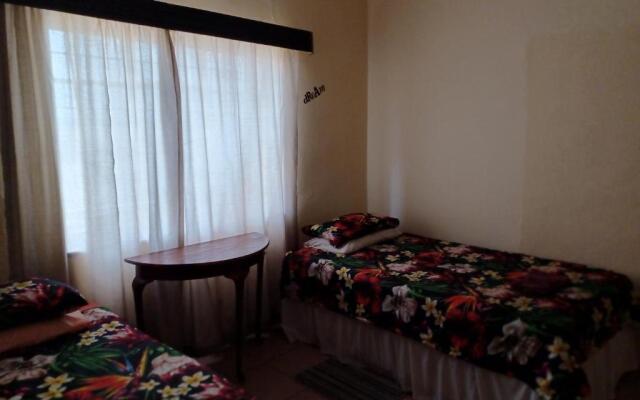 KHAYA LANGA Guest House & Contractors Accommodation