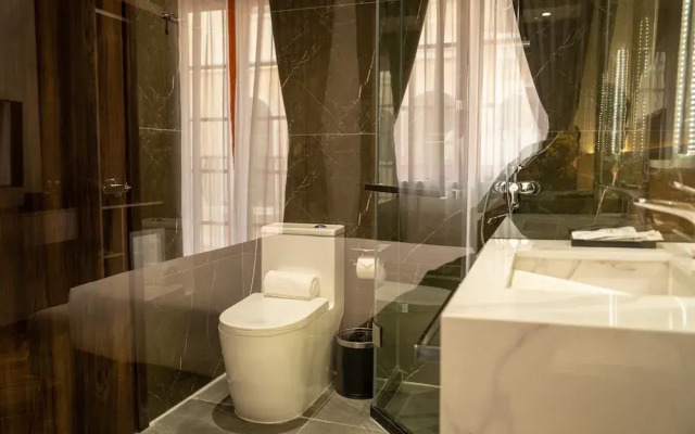 Calidum Phu Quoc Hotel