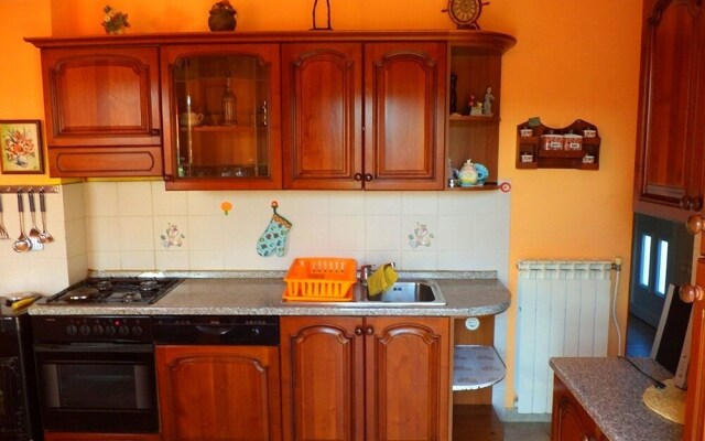 Spacious and Sunny Apartment on Island Rab