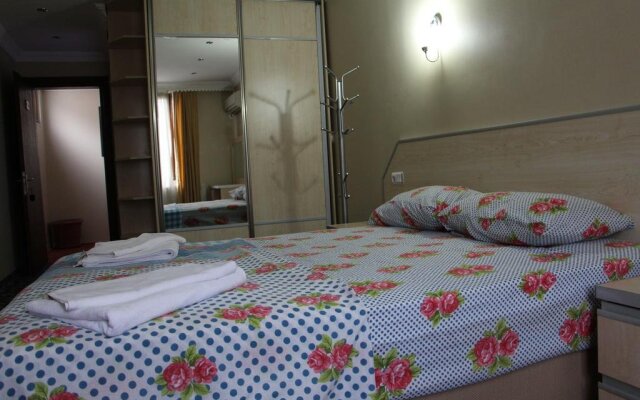 Yanki Otel