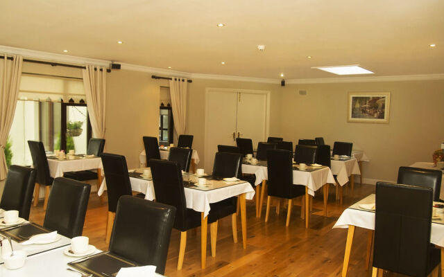 Hillview House