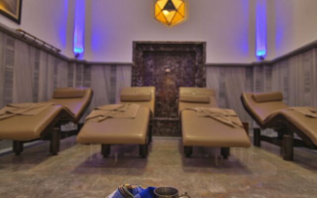 Celik Palace Hotel Convention Center & Thermal SPA