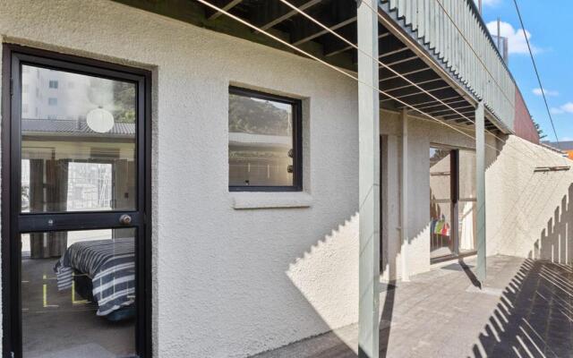 Downtown Mountview - Mt Maunganui Holiday Home