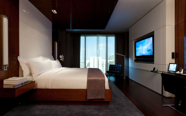Hotel Beaux Arts, Autograph Collection