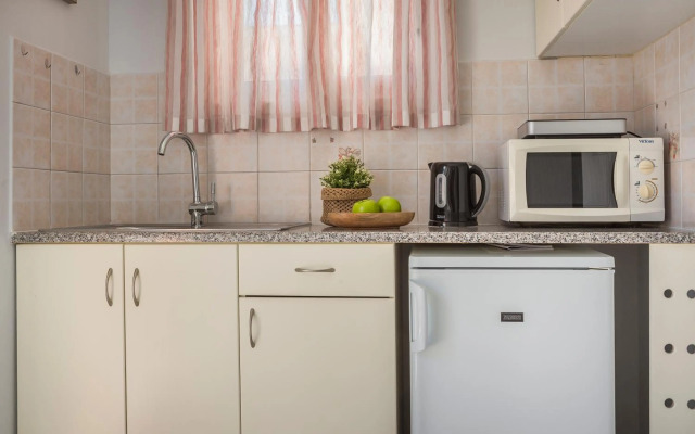 Panorama Fanari Studios & Apartments