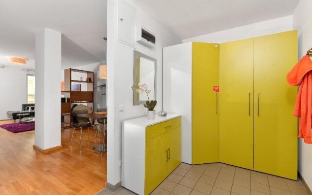 Diamond Apartments