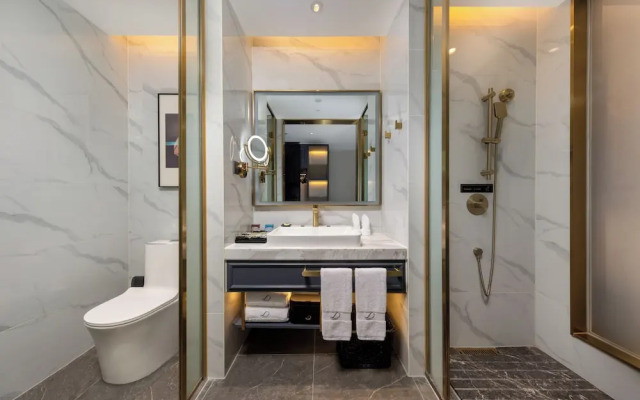 XANA Deluxe International Hotel Dongshankou Metro Station Branch