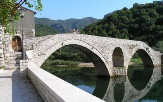 Vujovic Guest House