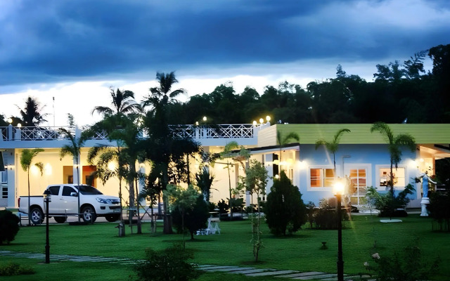 Chiangkhan Gallery Resort