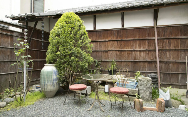 Guesthouse Tomari-ya Caters to Women