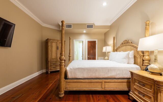 The Manor on St. Philip