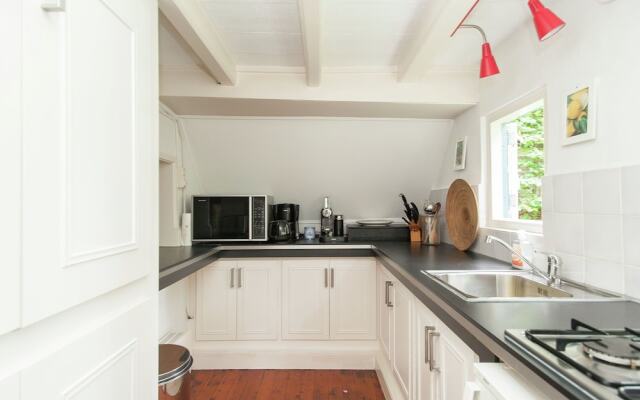 Romantic holiday home in Bergen North Holland with terrace