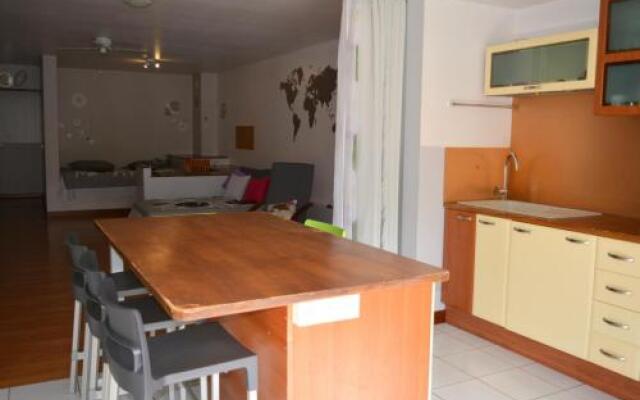 Manuiti Apartment - Punaauia - 2 Bdr - Wifi - A/C - Pool - Up To 7 People