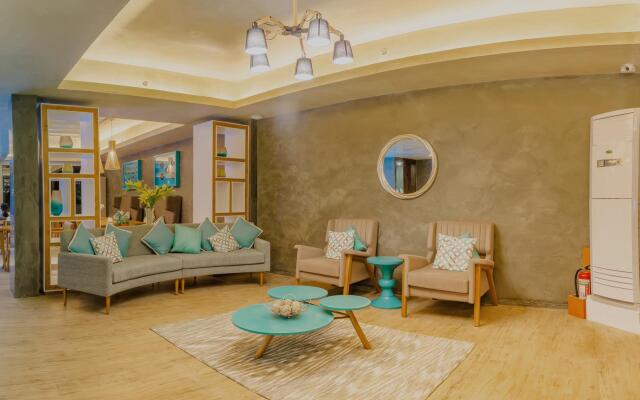 Twin Tides Resort