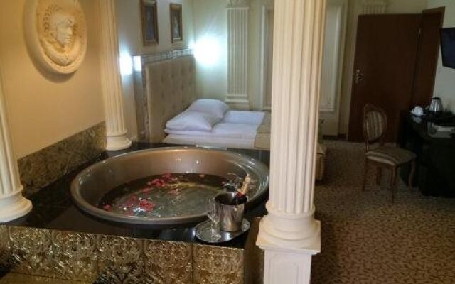 Hotel Venecia Palace