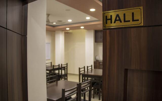 Hotel Nava Yug