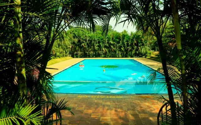 Royal Orchid Resort & Convention Centre