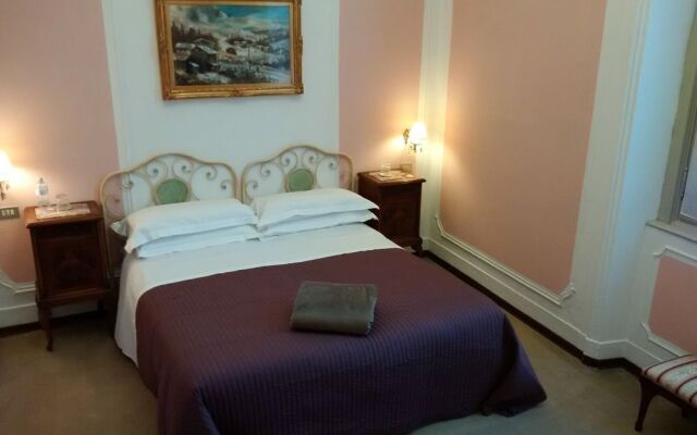 Antica Dimora B&B in Historic Residence