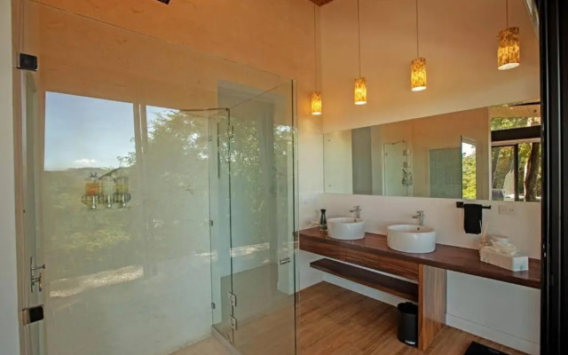 Casa La Reina, Private Jungle Villa