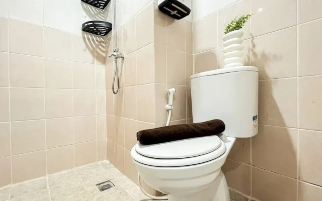 Neat 2Br Apartment Podomoro Golf View