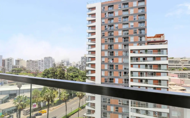 w Prestigious 2BR w Balcony in Barranco