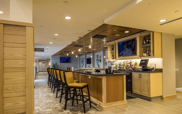 Hilton Garden Inn Pittsburgh Airport