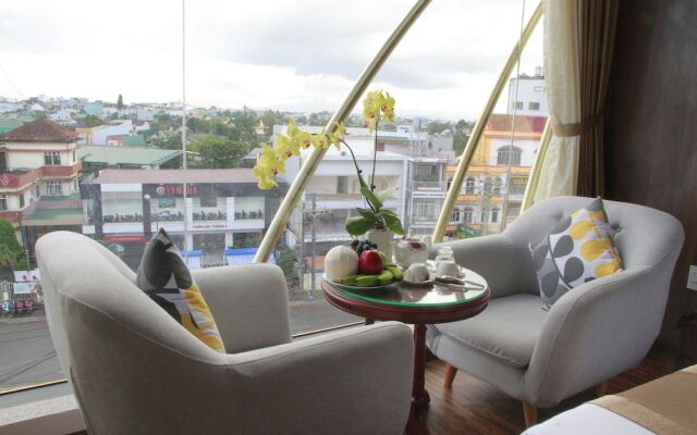 Sandals Hotel