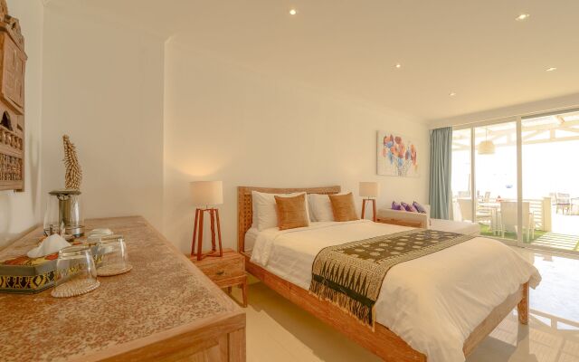 Meno Mojo Beach Resort