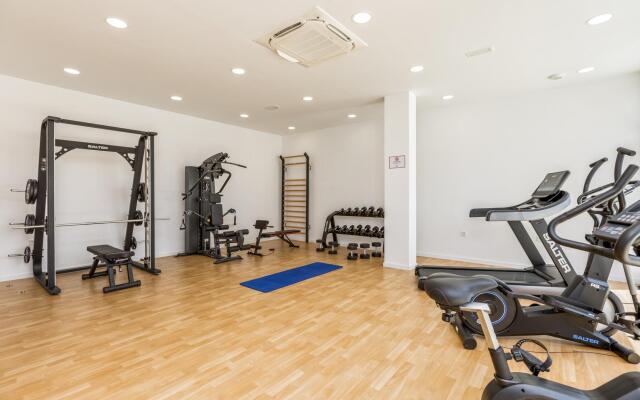 Boa in Fuengirola with 3 bedrooms and 2 bathrooms