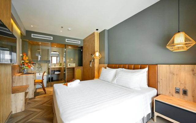 La Opera Saigon Hotel – Guest Rooms – Ho Chi Minh City