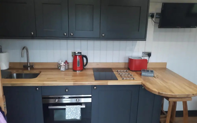 Springwood Shepherd Huts