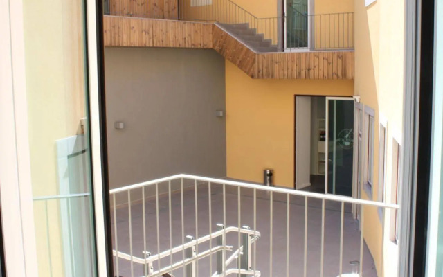 JOIVY Moon Hill Hostel