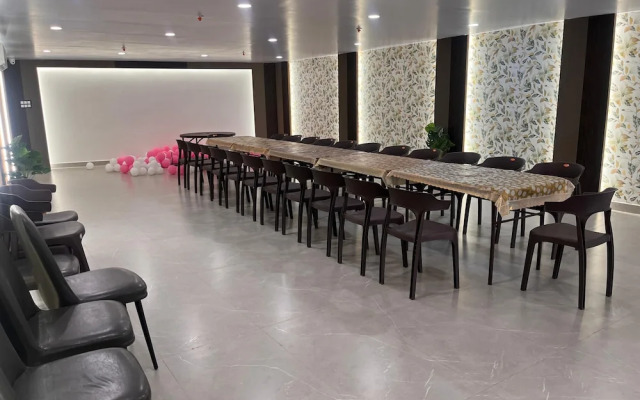 Hotel Soumya Sarovar