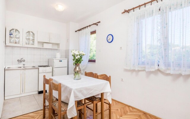 Amazing Apartment in Pag With Wifi and 1 Bedrooms