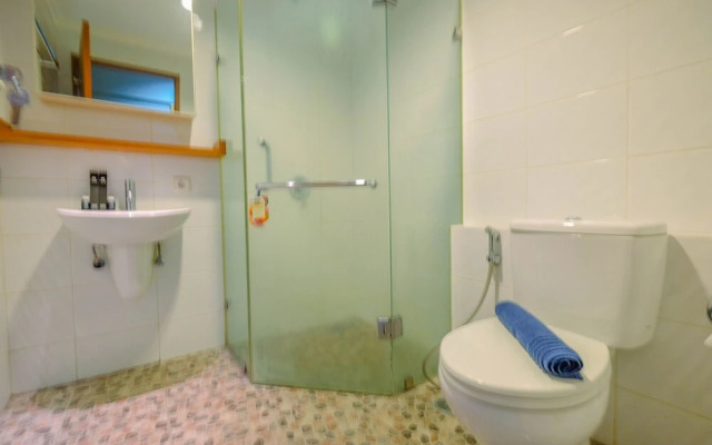 Premium 3BR Hampton's Park Apartment By Travelio