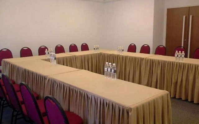 The Leverage Business Hotel Rawang