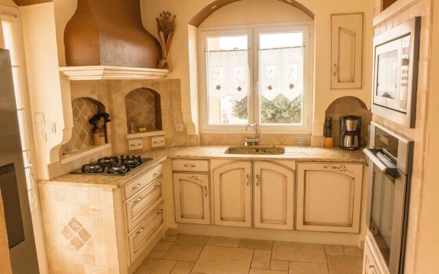 Spacious Furnished Holiday Villa With Private Pool and Covered Terrace