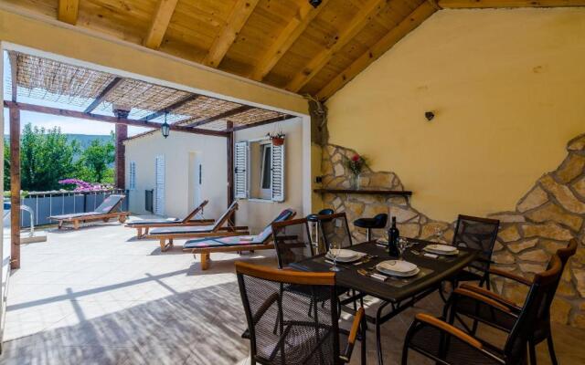 Villa Dalmatian Gem