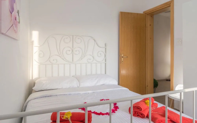 Holiday Home in Vir With Terrace