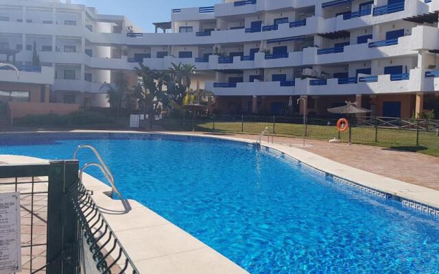 Duquesa Suites Golf and Gardens