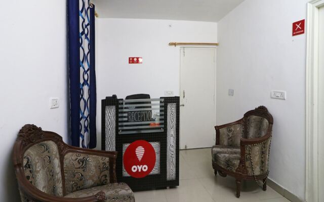 OYO 11521 Homestead Stay