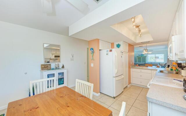 Anna Maria Island Bay Watch Bungalow