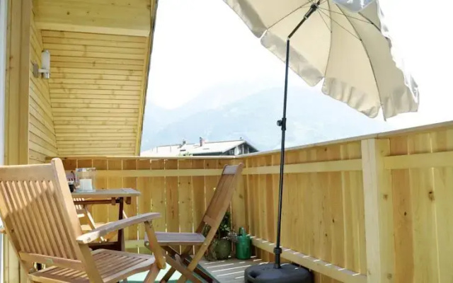 Apartment Dreier
