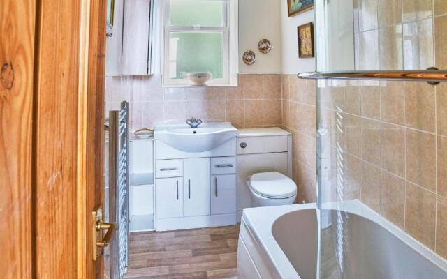 Host Stay Freshwater River View
