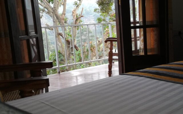 Ella Grand View