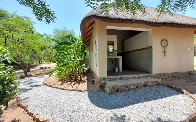 Mobola Lodge