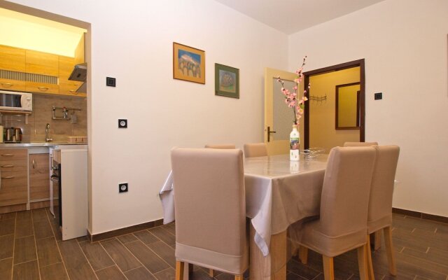 Apartment 1540