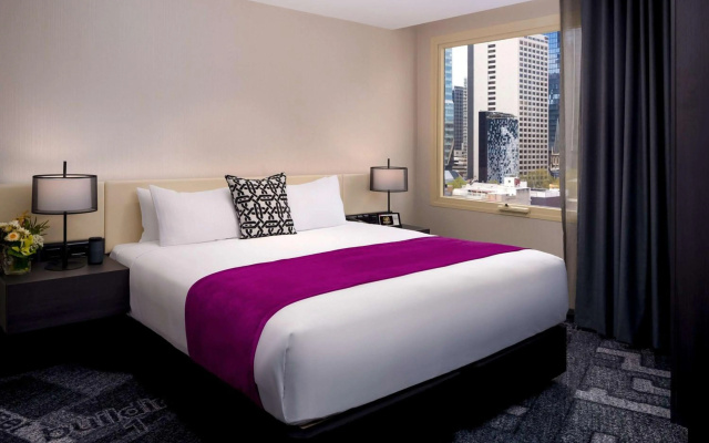 Pullman Melbourne City Centre – Guest Rooms – Melbourne